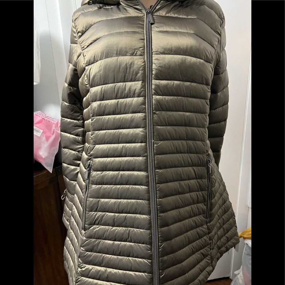 Laundry by shelli segal size XL